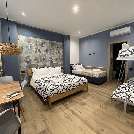 Helle Hus Guest House - 200M From Piazza Bologna Metro And 10 Minutes From The Colosseum Exterior photo