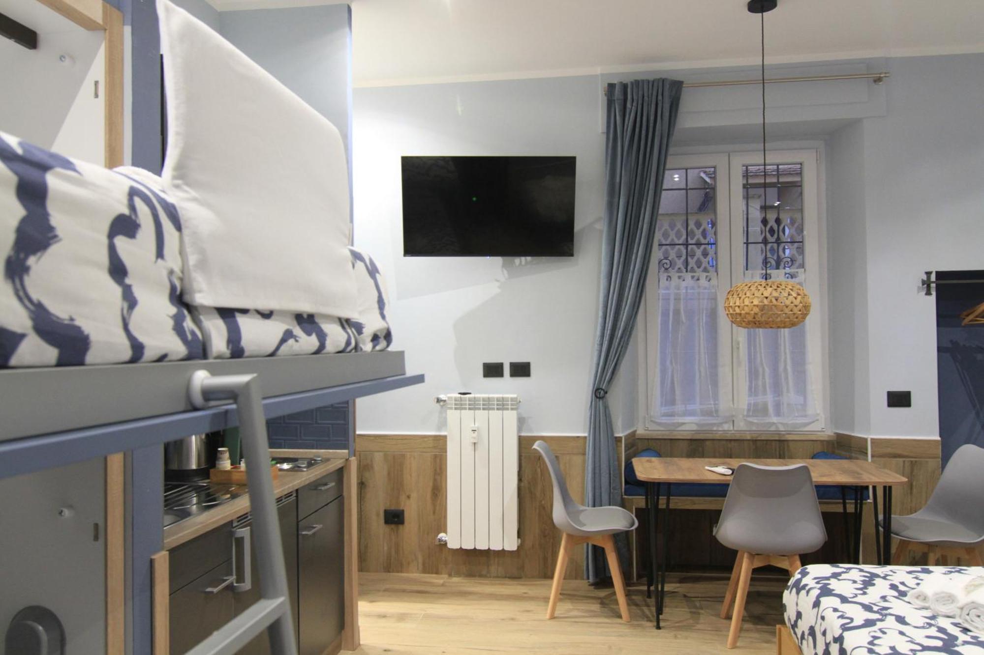 Helle Hus Guest House - 200M From Piazza Bologna Metro And 10 Minutes From The Colosseum Exterior photo