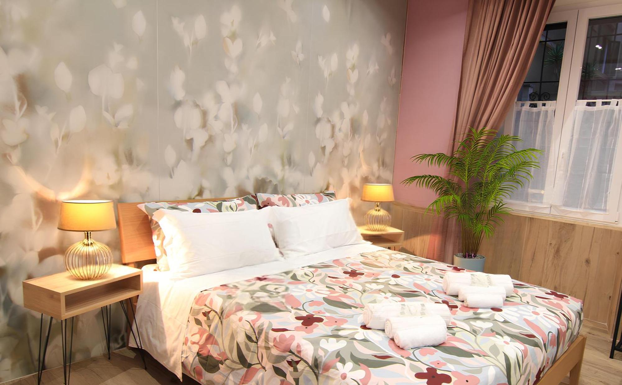 Helle Hus Guest House - 200M From Piazza Bologna Metro And 10 Minutes From The Colosseum Exterior photo