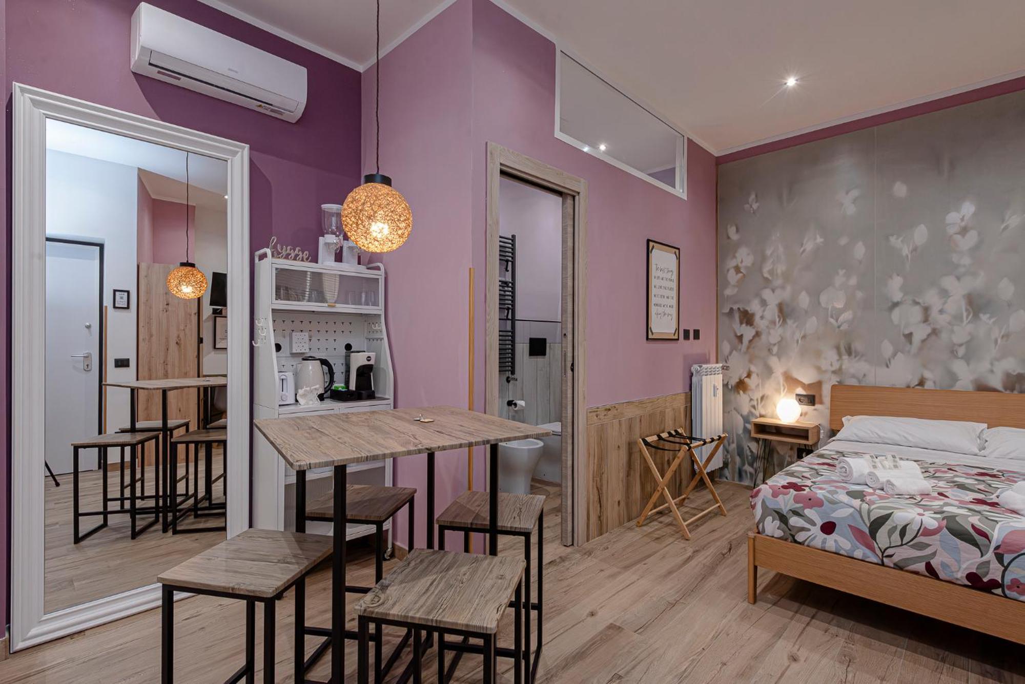 Helle Hus Guest House - 200M From Piazza Bologna Metro And 10 Minutes From The Colosseum Exterior photo